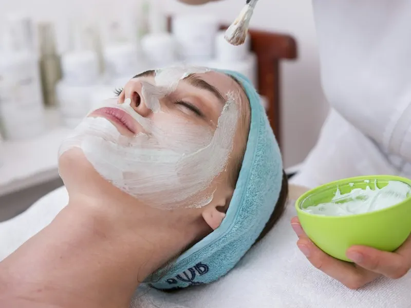 Paciente em tratamento facial